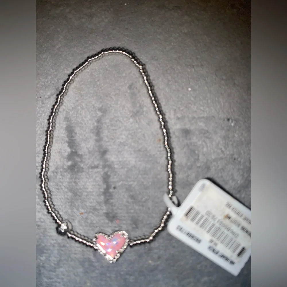 BNWT Kendra Scott Ari Pink Bubblegum Heart Beaded Silver Stretch Bracelet $60